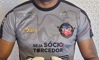 Goleiro Jaílson deixa várzea e retorna ao futebol profissional